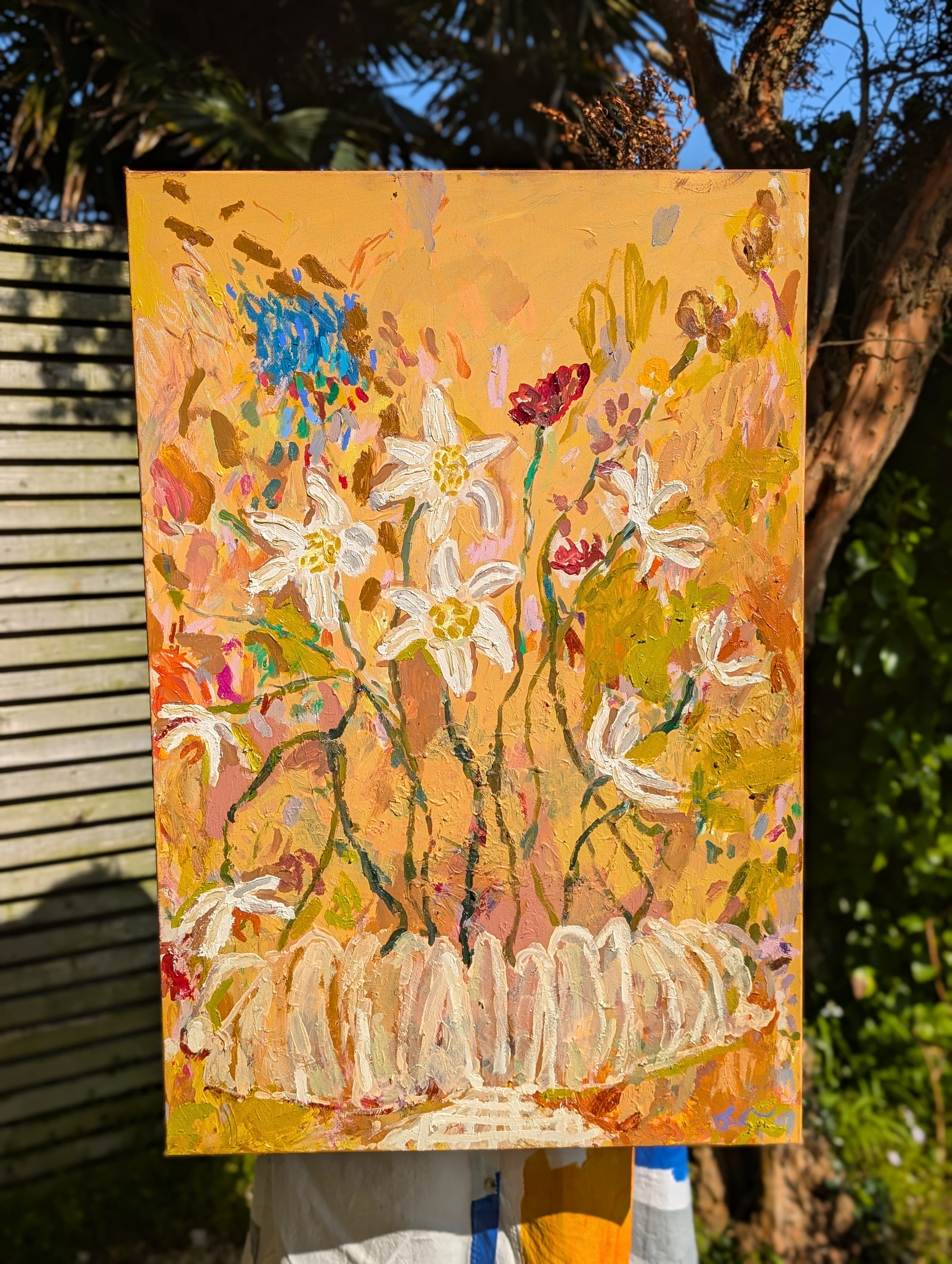 Marilyn - golden floral